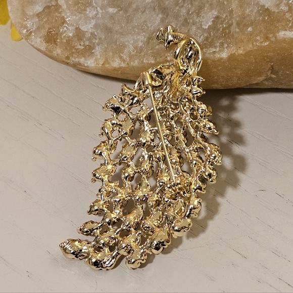 Peacock Brooch "Colorful" Rhinestones & Crystals - Picture 3 of 5